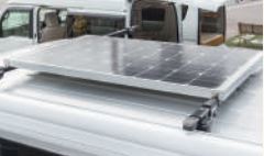 ソーラー充電システムはサブバッテリー電源システムとセットでの取付が必要です。100W、160Wをご用意しております。
